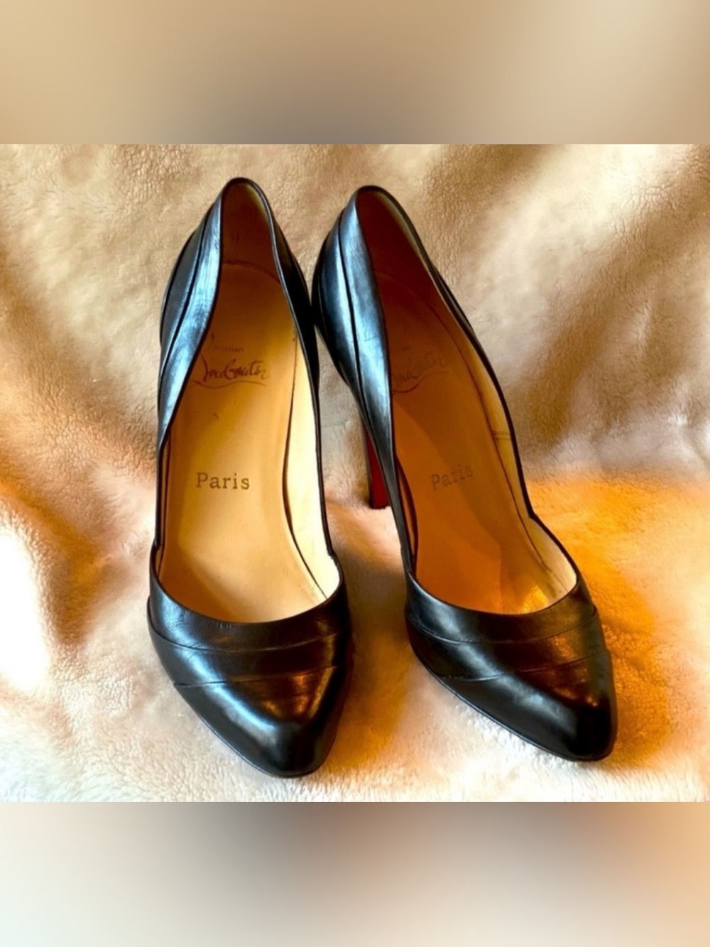 Christian Louboutin Black Leather Pointed-Toe Classic Pumps